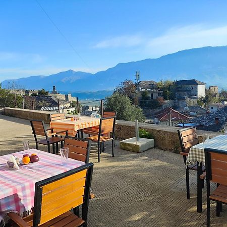 Guri Guesthouse Gjirokastër Екстериор снимка