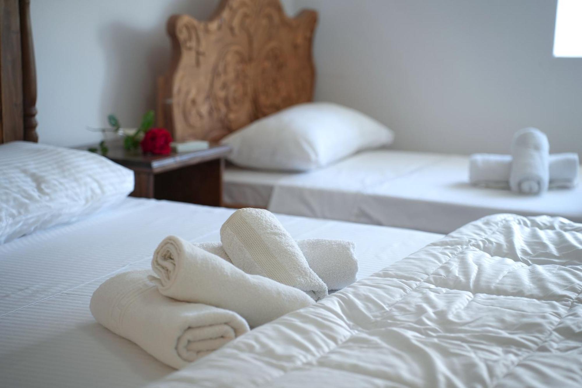 Guri Guesthouse Gjirokastër Екстериор снимка