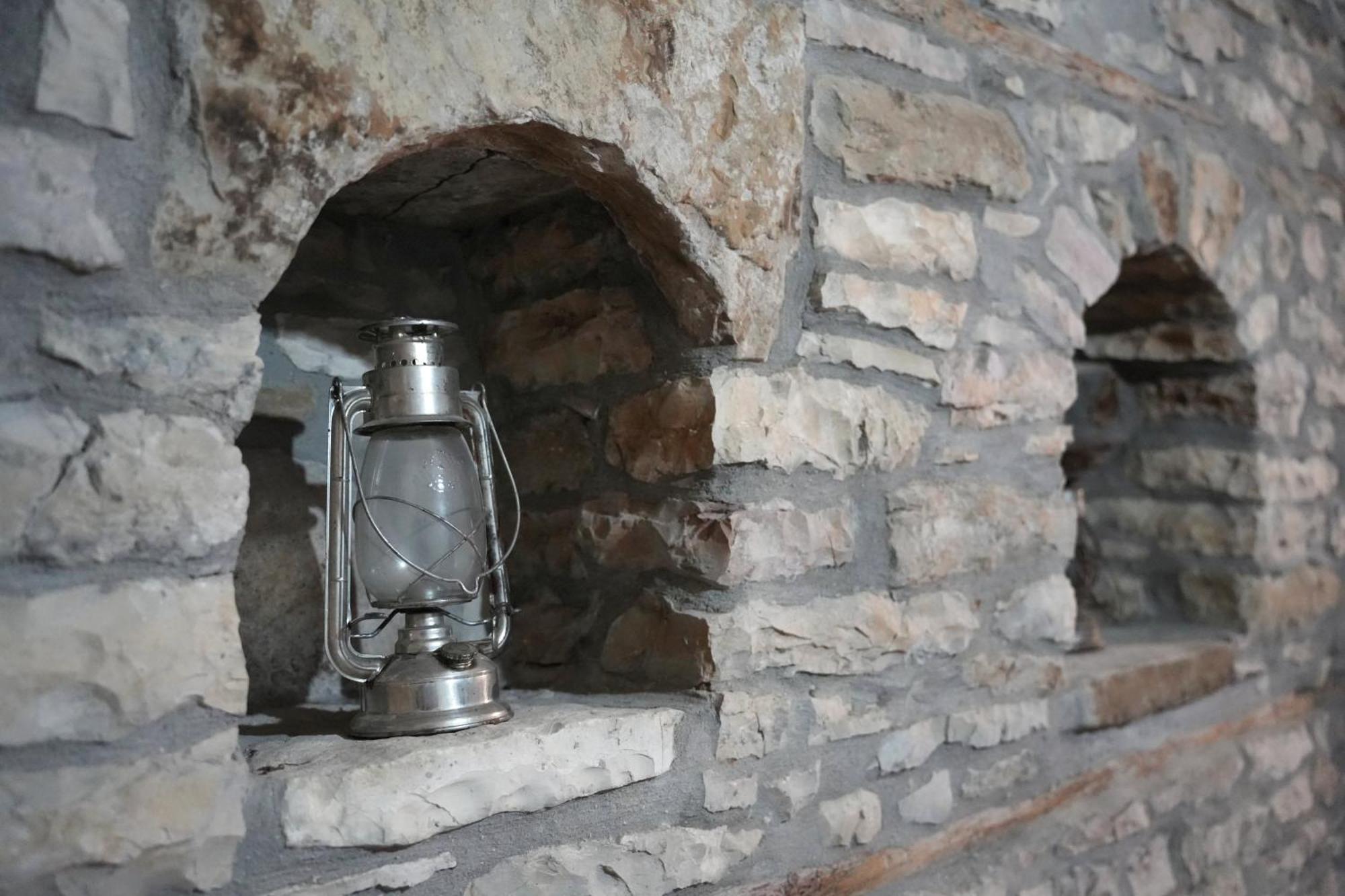 Guri Guesthouse Gjirokastër Екстериор снимка