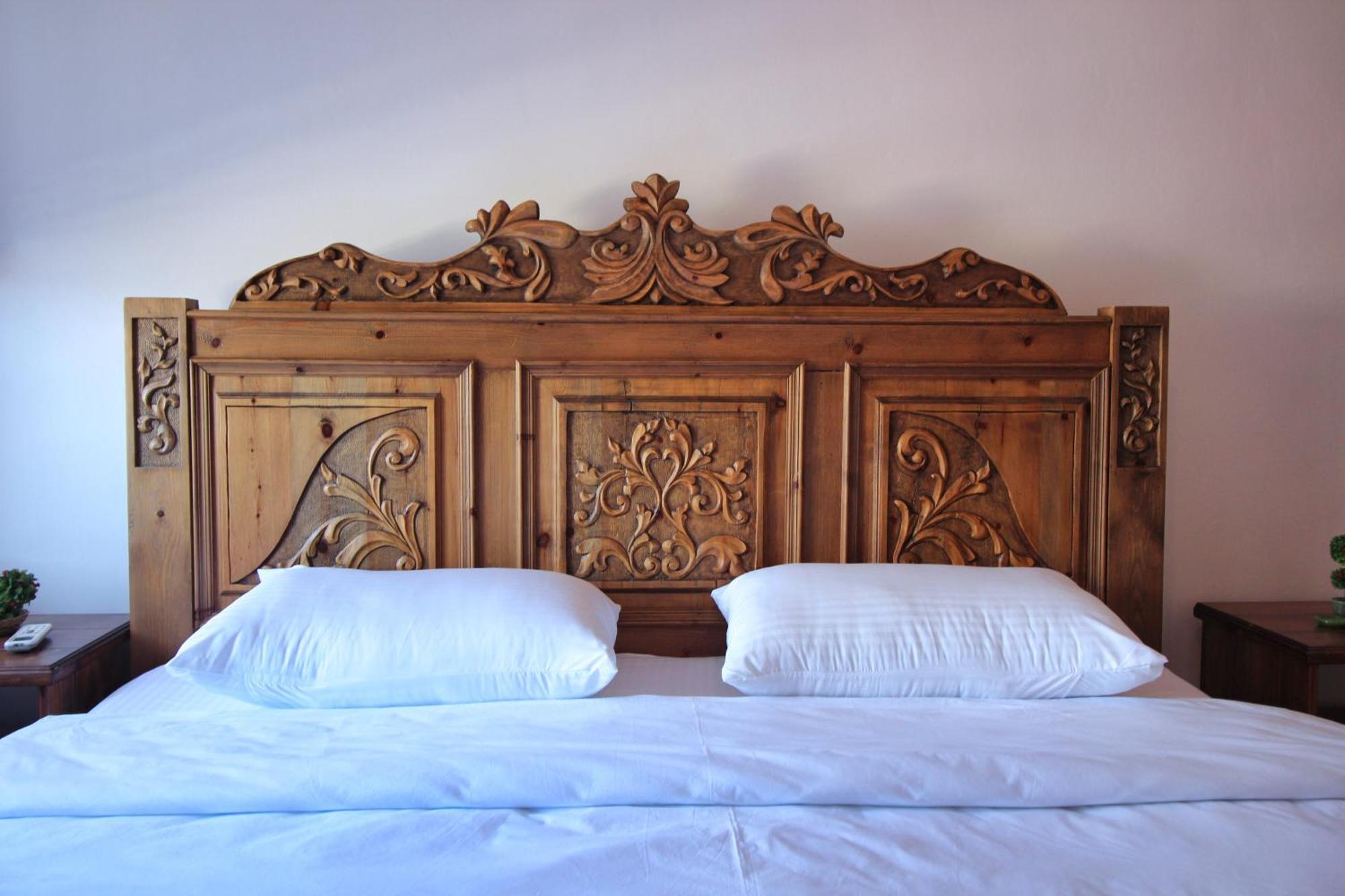 Guri Guesthouse Gjirokastër Екстериор снимка